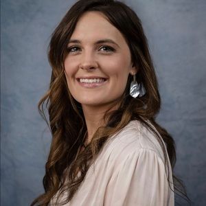 Meet your Posher, Hayley